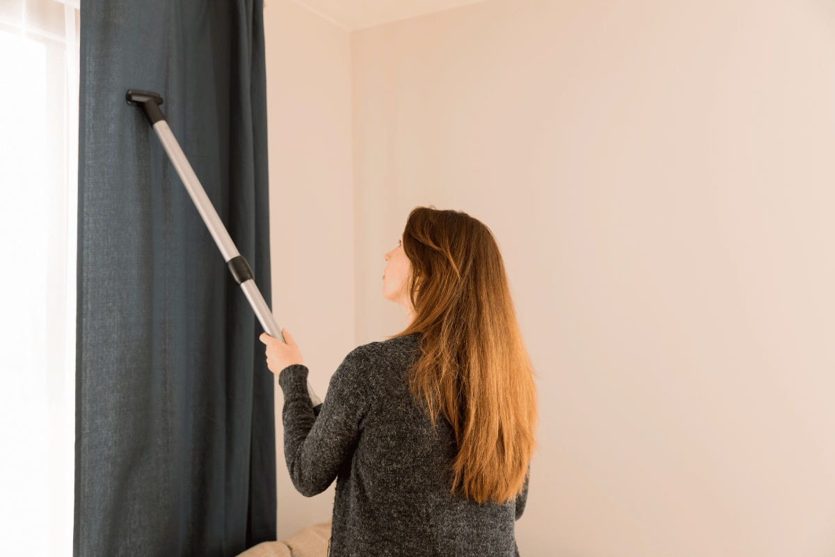 cleaning curtains in home