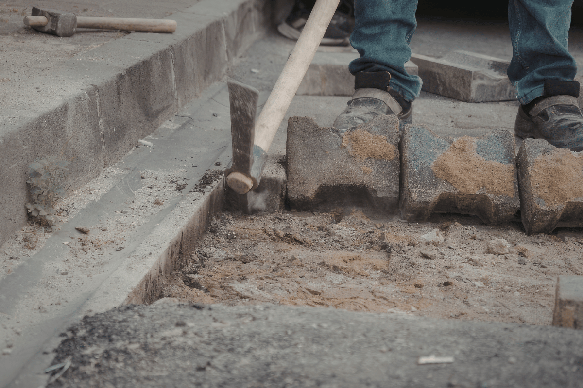 Preparing the Ground for Pavers